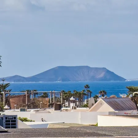61 Playablanca Lanzarote Pool Коста Бланка